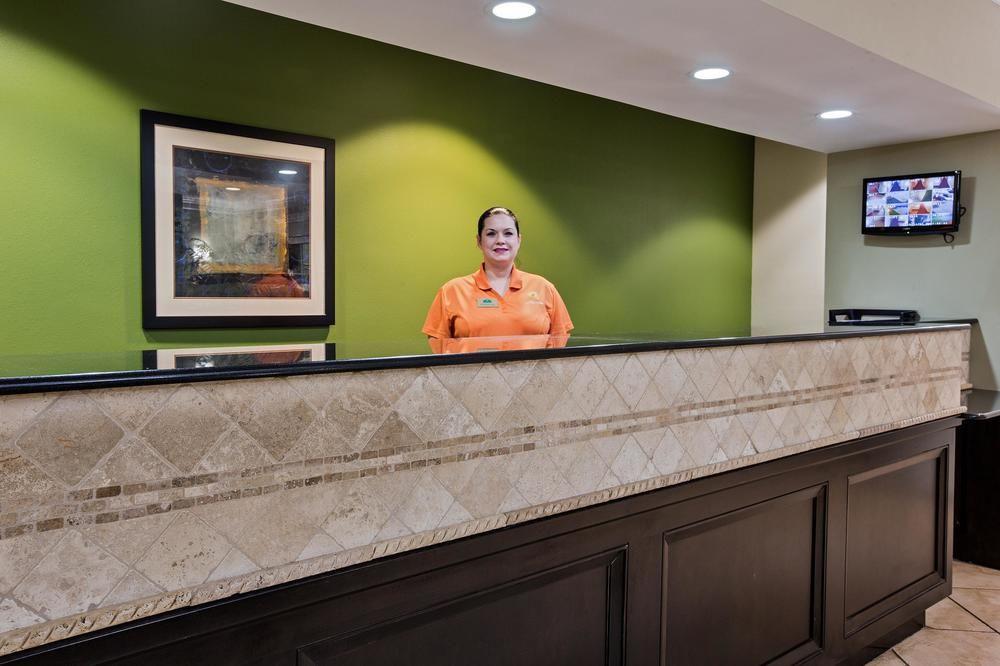 Best Western Iowa - Lake Charles East Екстериор снимка